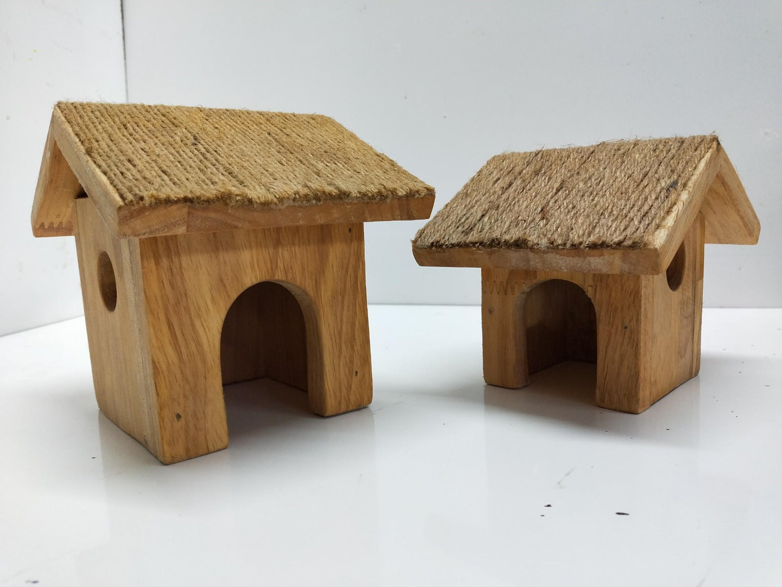 Dollhouses: Wooden Cottage set of 2