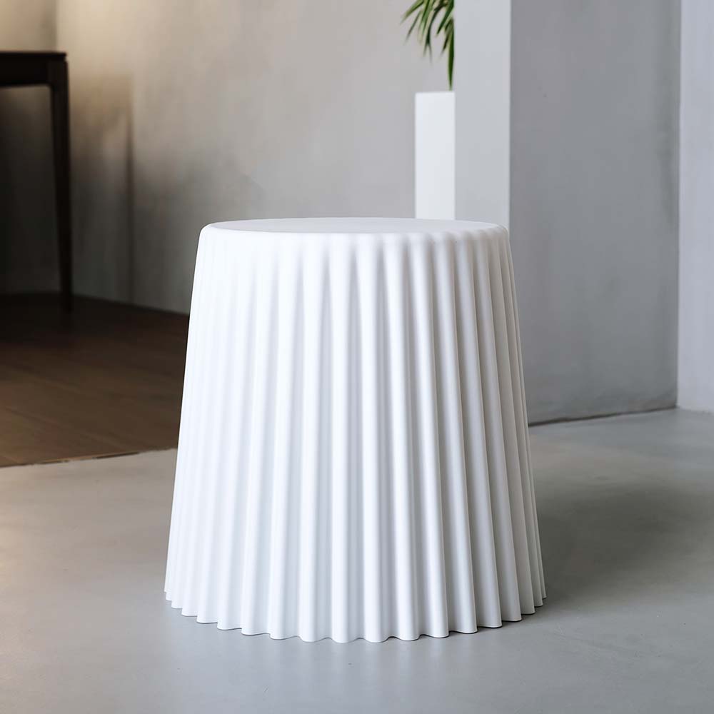 Table & Bar Stools: Artiss 2x Bar Stools Cupcake Plastic Foot Stool White