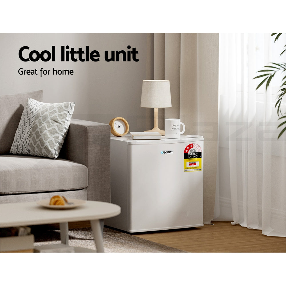 Fridges: Devanti 48L Bar Fridge White