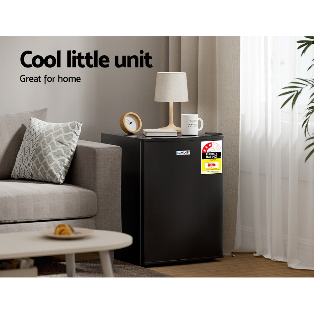 Fridges: Devanti 70L Bar Fridge Black