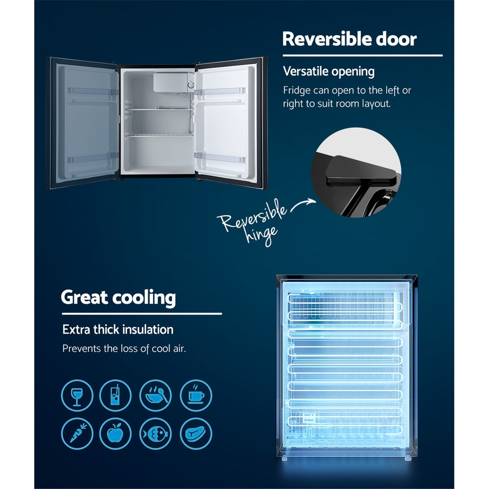Fridges: Devanti 70L Bar Fridge Black