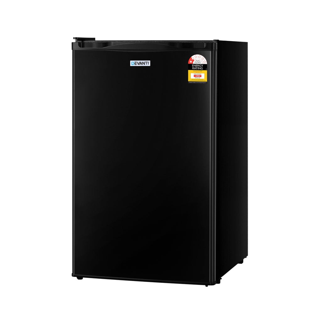 Fridges: Devanti 110L Bar Fridge Black