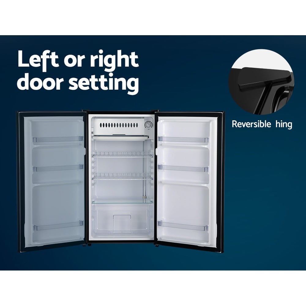 Fridges: Devanti 95L Bar Fridge Black