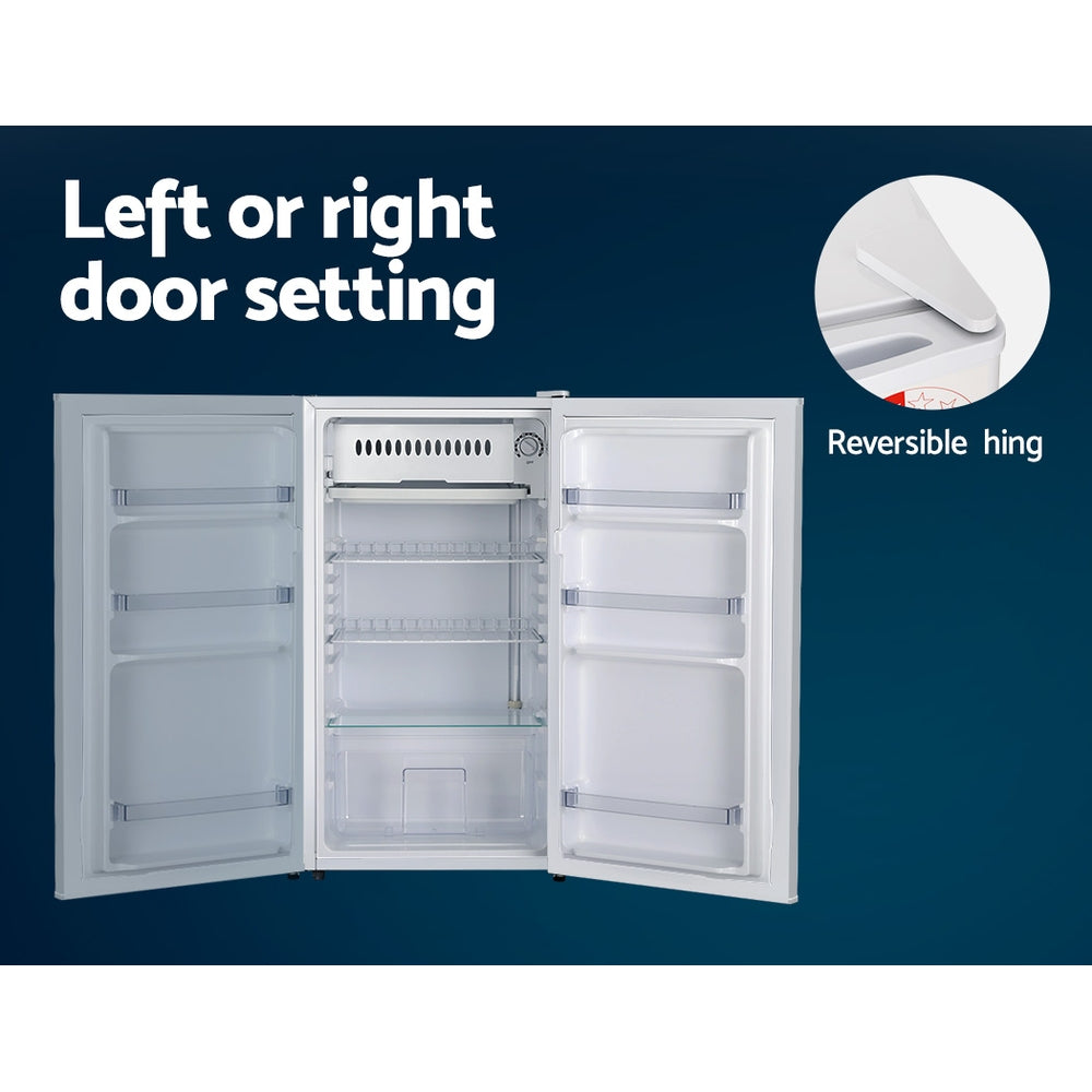 Fridges: Devanti 95L Bar Fridge White