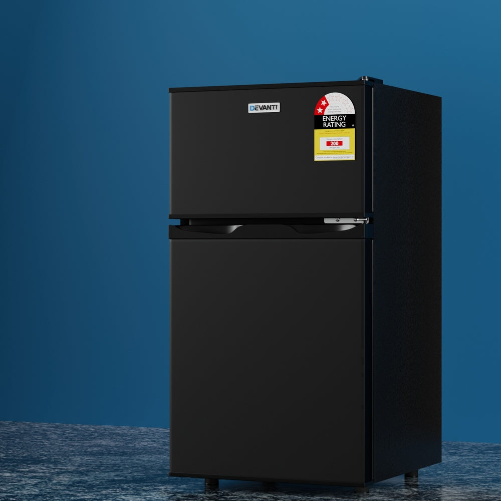 Fridges: Devanti 85L Bar Fridge Mini Freezer Refrigerator Black