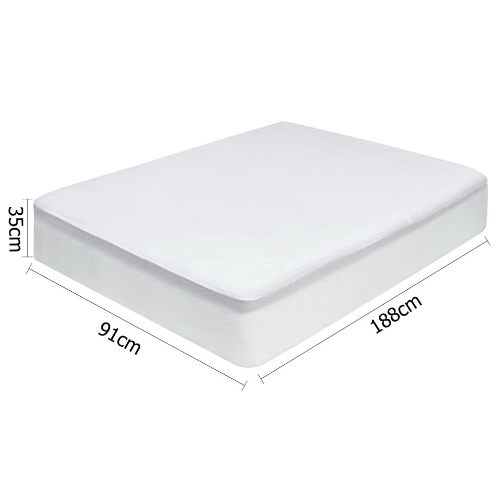Mattress Protectors: Giselle Bedding Mattress Protector Single