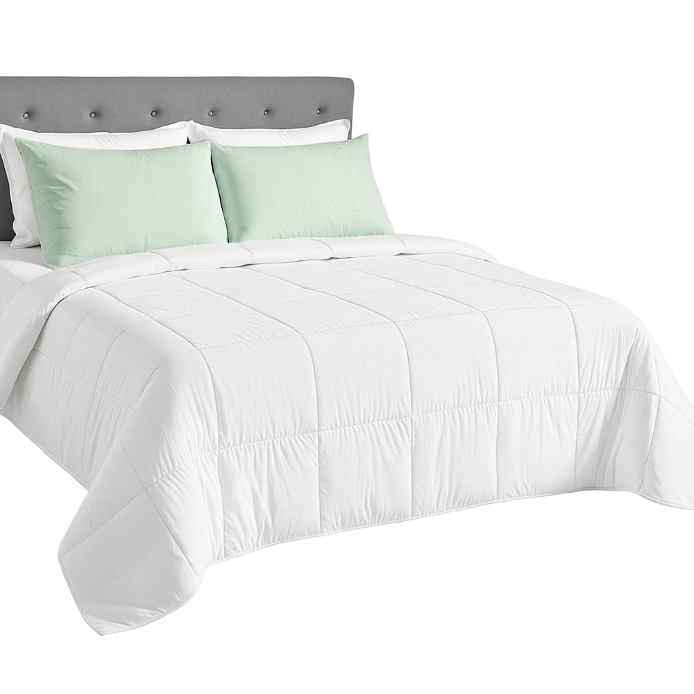 Quilts & Duvets: Giselle Bedding 200GSM Bamboo Quilt Summer Quilts All Season Doona Duvet Lightweight Super King