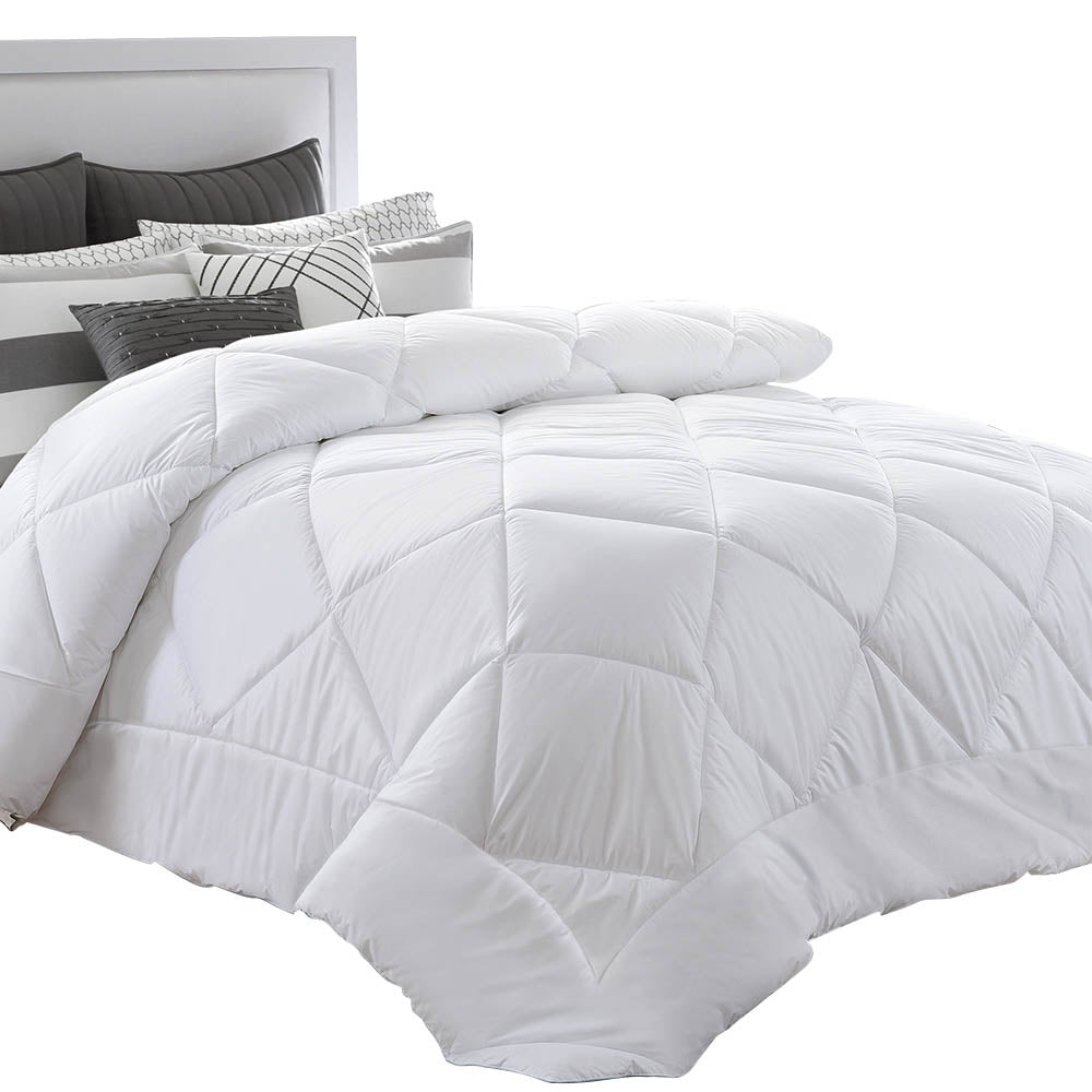 Quilts & Duvets: Giselle Bedding 400GSM Microfibre Bamboo Quilt King