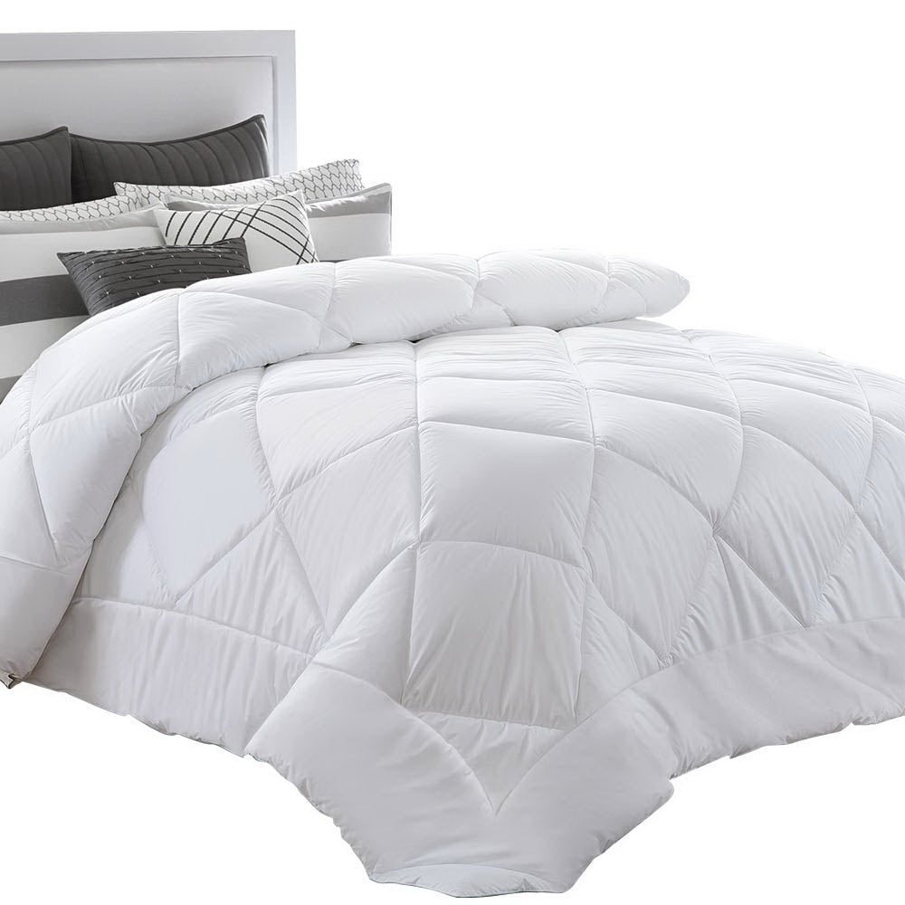 Quilts & Duvets: Giselle Bedding 400GSM Microfibre Bamboo Quilt Queen