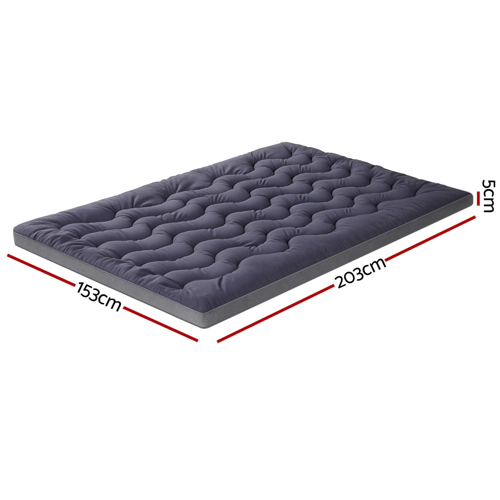 Mattress Toppers: Giselle 5cm Mattress Topper Pillowtop toppers Bamboo Charcoal Queen