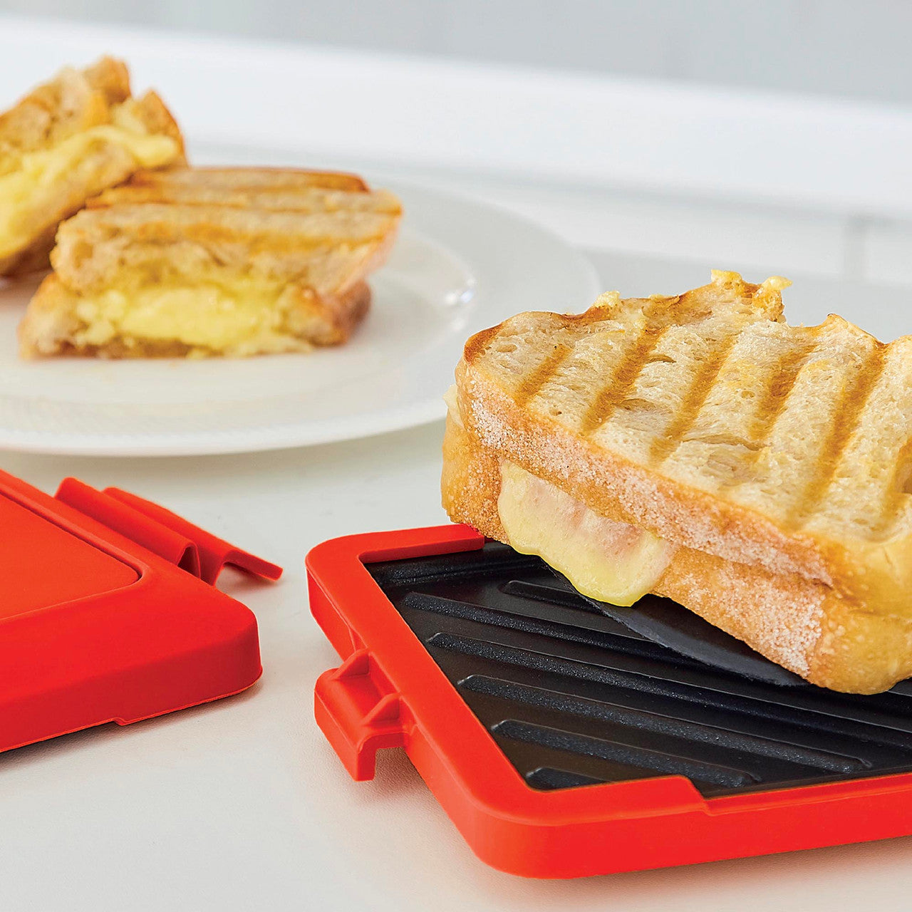 Wellness Accessories: Laser Microwave Toastie Maker with Heatwave Tech Red
