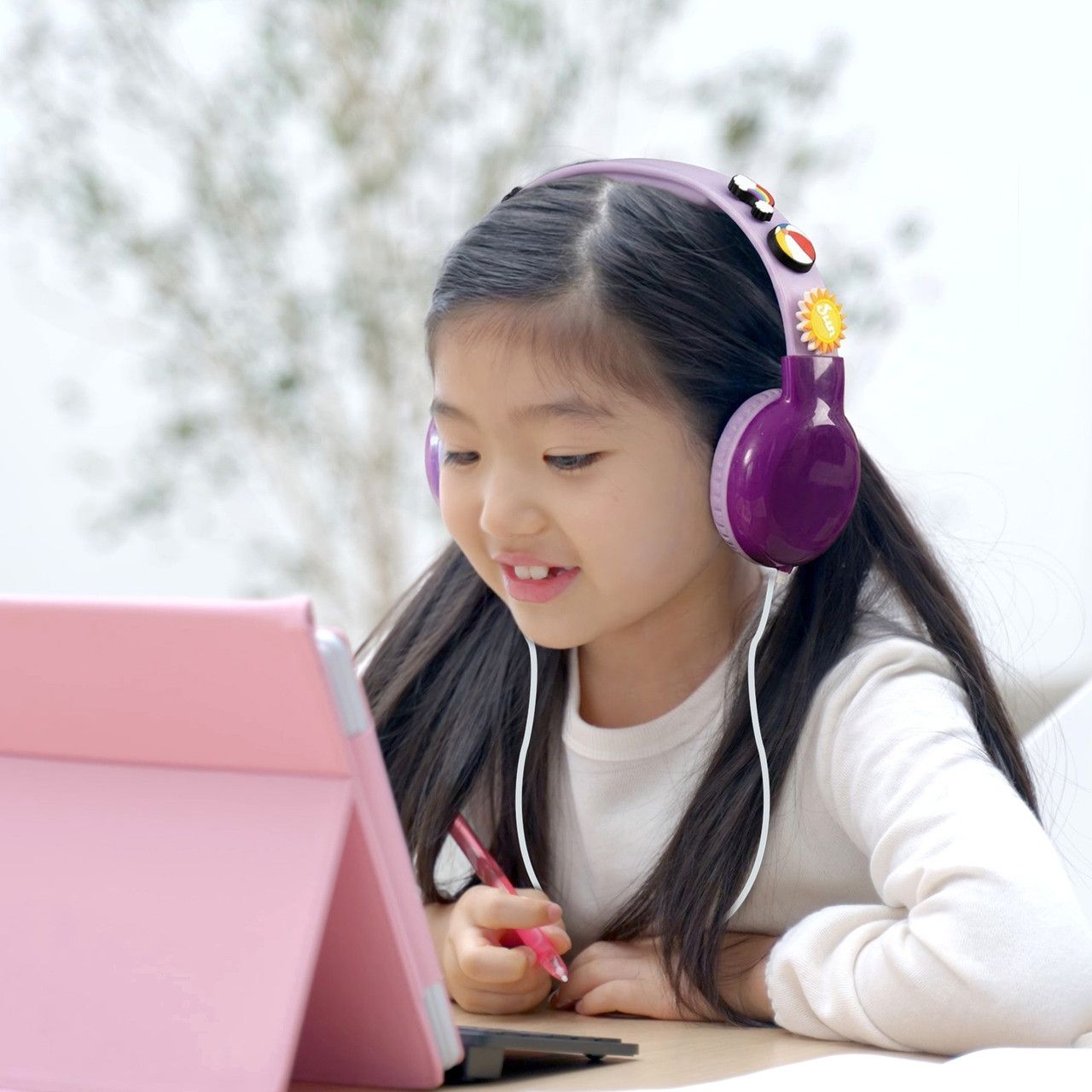Laser Kids Wired Headphones with Charms Pink