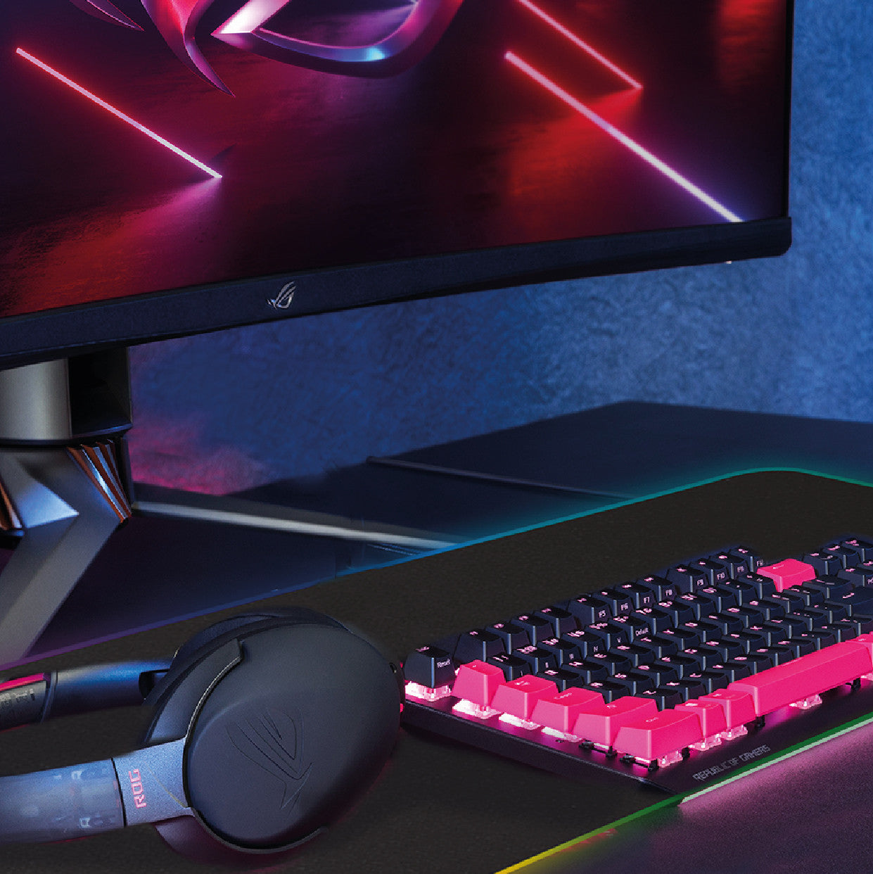 Keyboards & Accessories: Laser RGB LED Gaming Mouse Pad Extra Large