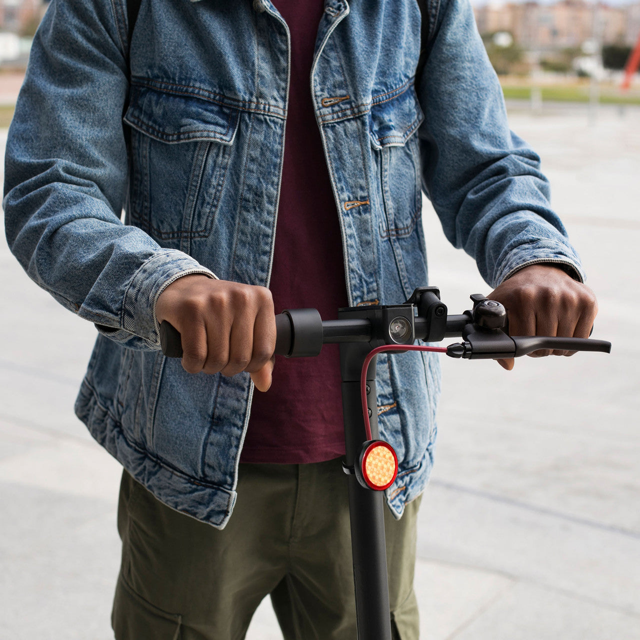 Electric Scooters: Laser Round Red Reflector Smart Tag