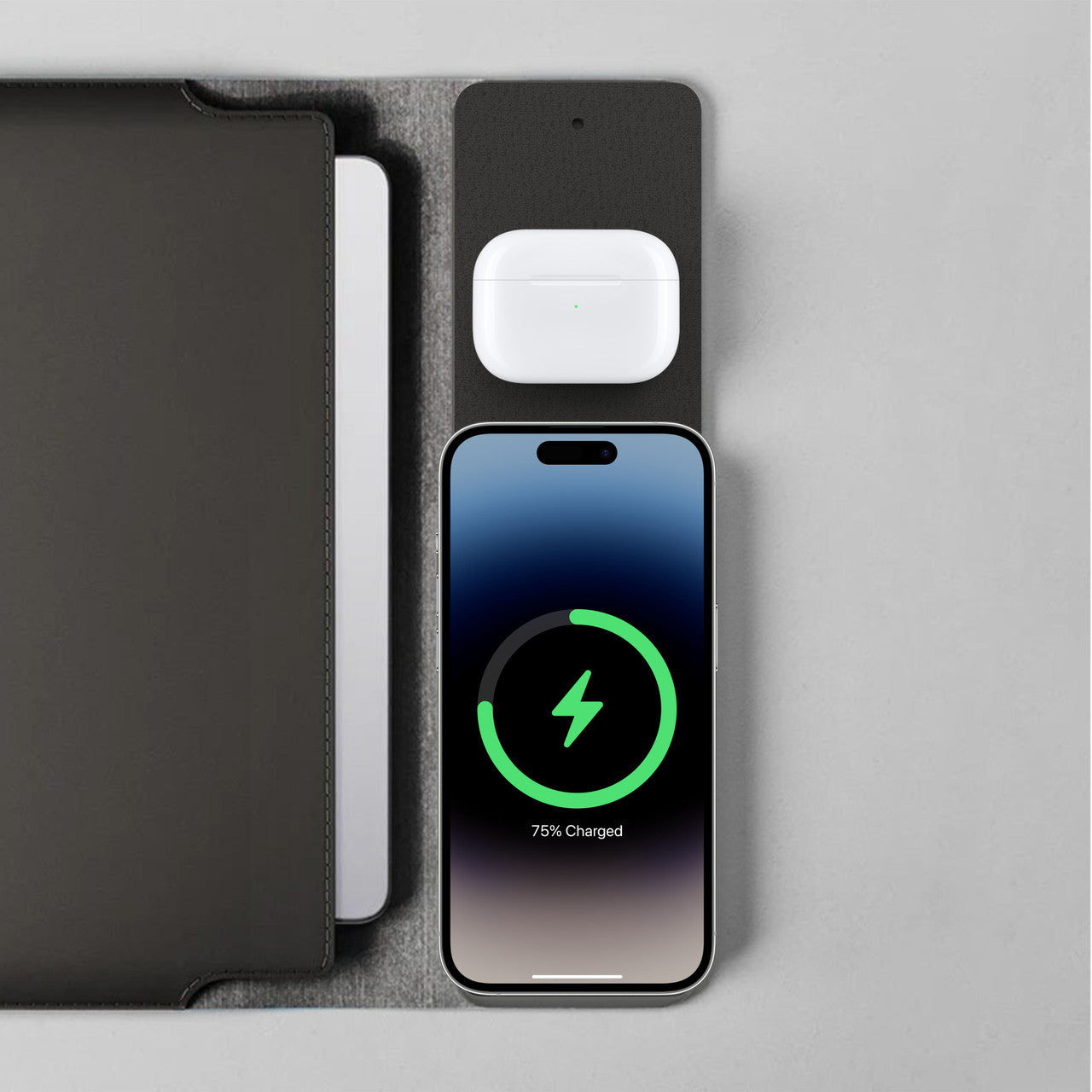 Desktops & Accessories: Laser Wireless Charging Laptop Sleeve Up to 16 Inch Black