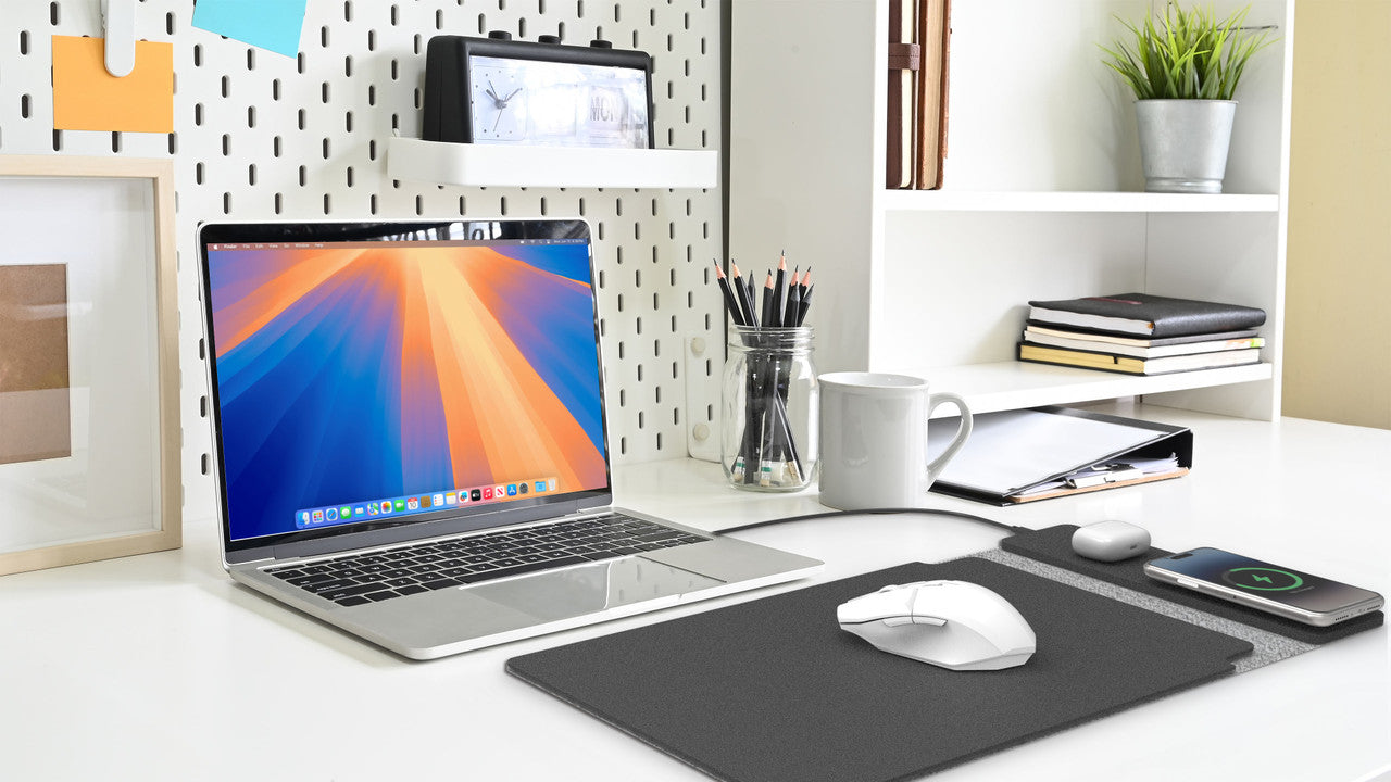 Desktops & Accessories: Laser Wireless Charging Laptop Sleeve Up to 16 Inch Black