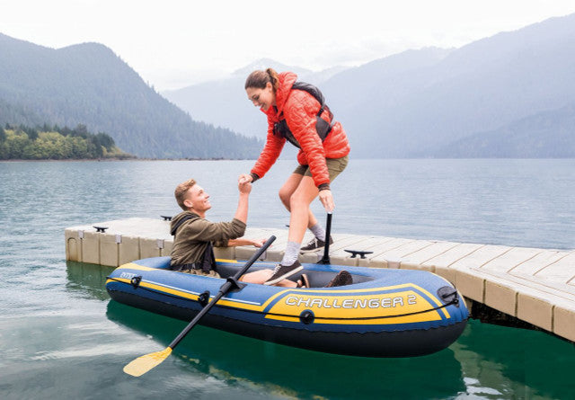 Canoes & Kayaks: Intex Challenger 2 Boat Set 68367