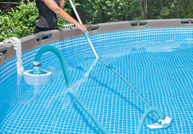 Pool Covers & Accessories: Intex 7.6m x 3.8cm Vacuum Pool Hose Lightweight/Flexible/Removable Fitting 29083