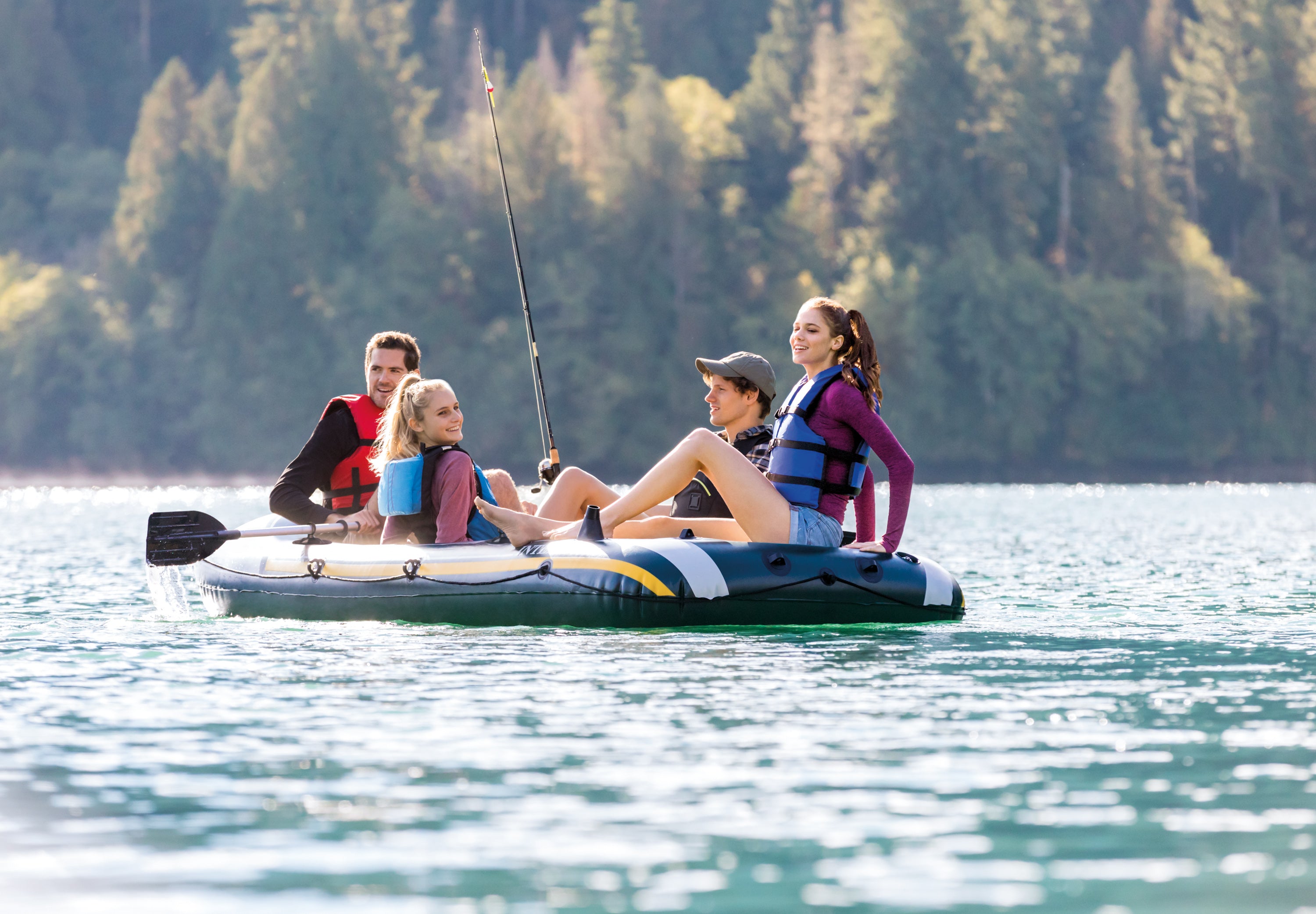Canoes & Kayaks: Intex Seahawk 4 Boat Set 68351