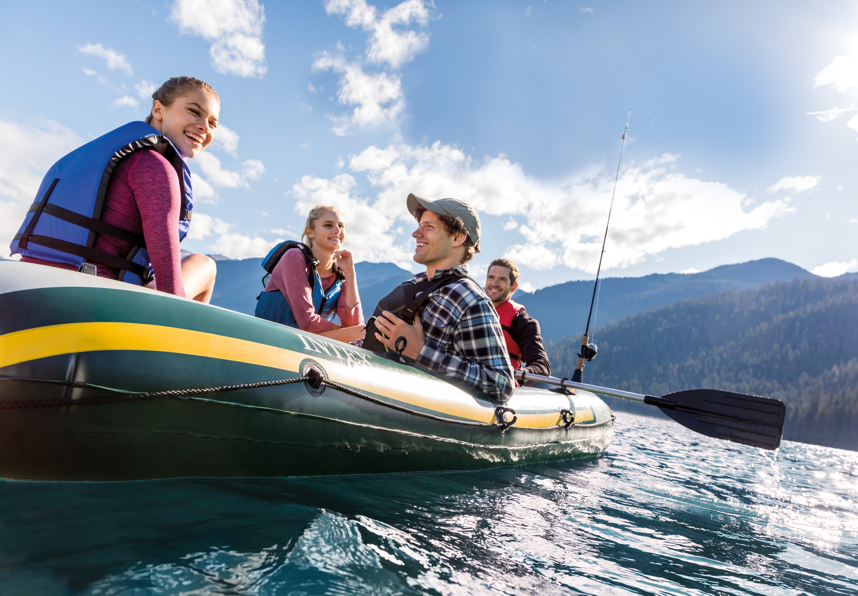 Canoes & Kayaks: Intex Seahawk 4 Boat Set 68351