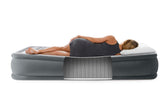 Inflatable Mattresses: Intex Single (Twin) Deluxe Airbed  33cm 67766