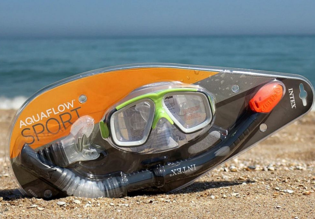 Pool Toys & Inflatables: Intex Mask Snorkel Set Surf Rider Set 55949