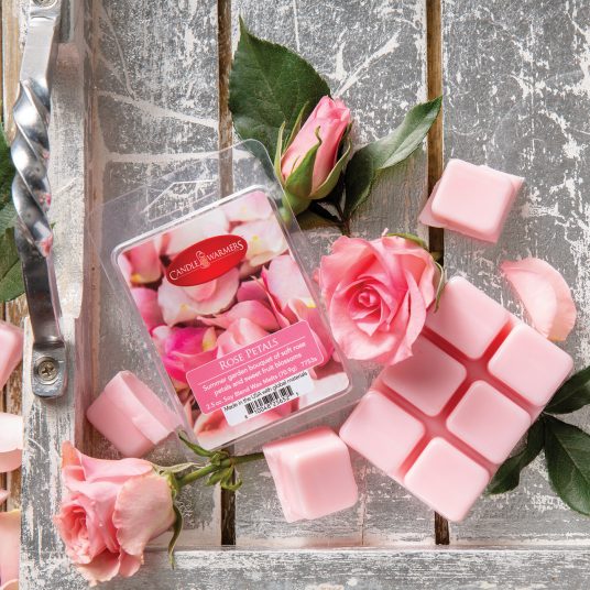 Candles & Diffusers: Rose Petals Classic Wax Melts 2.5oz