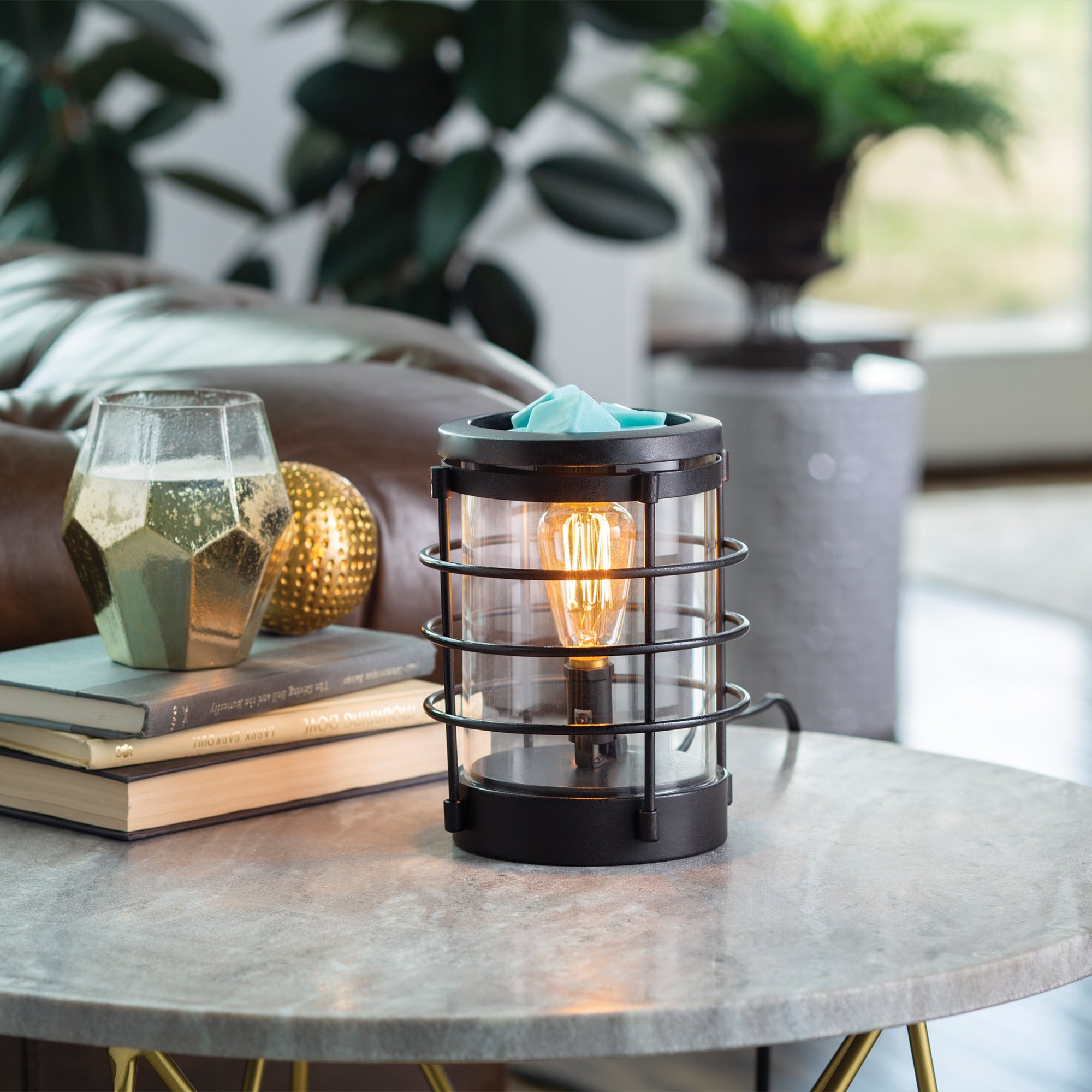 Candles & Diffusers: Coastal Edison Bulb Illumination Warmer