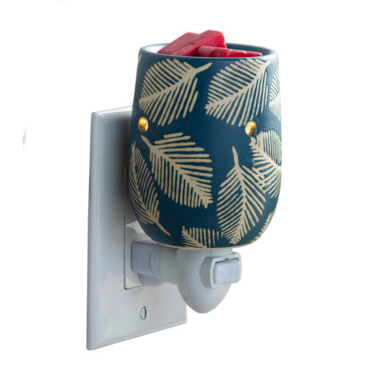 Candles & Diffusers: Pressed Leaf Pluggable Warmer