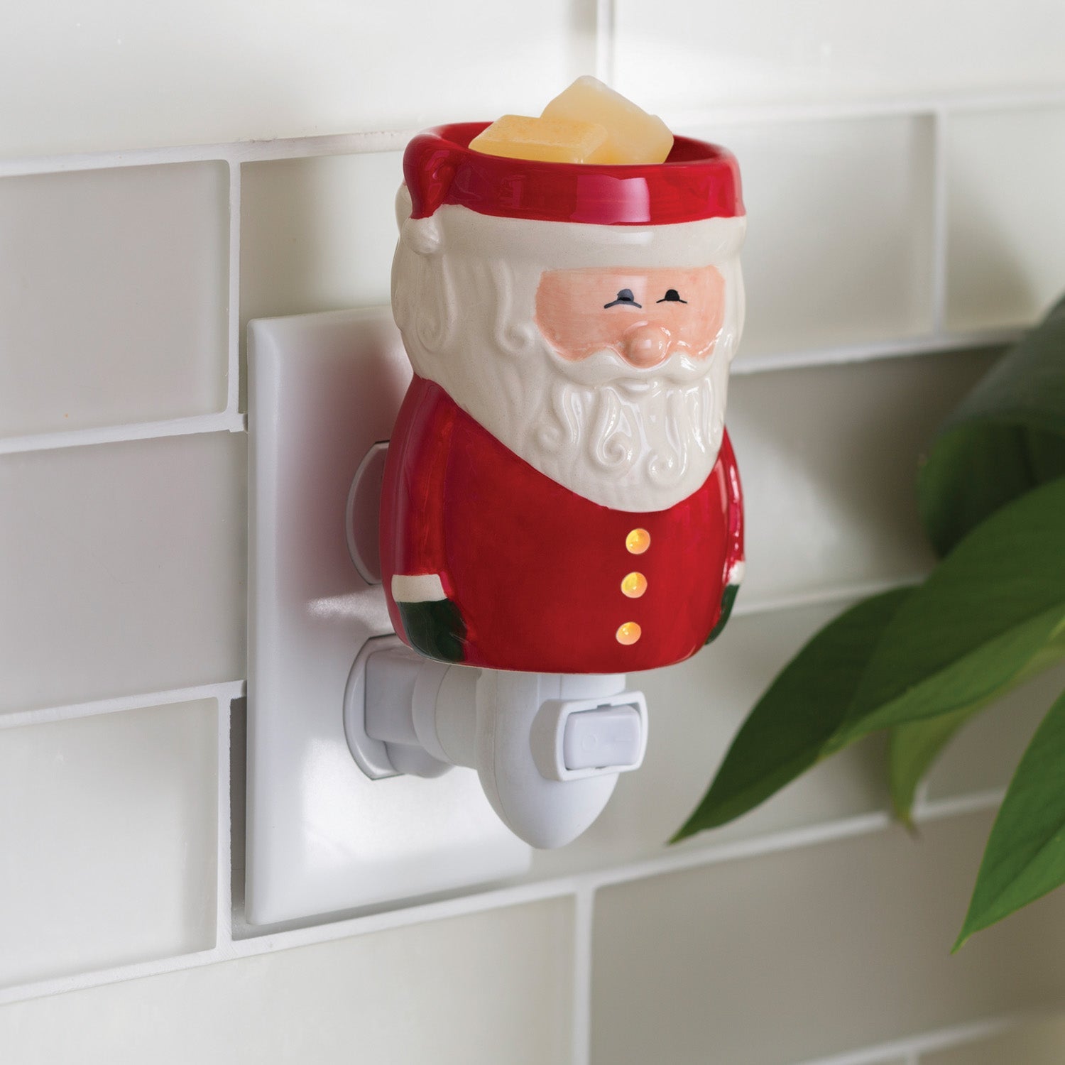 Candles & Diffusers: Santa Claus Pluggable Warmer
