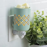 Candles & Diffusers: Soft Mint Pluggable Warmer