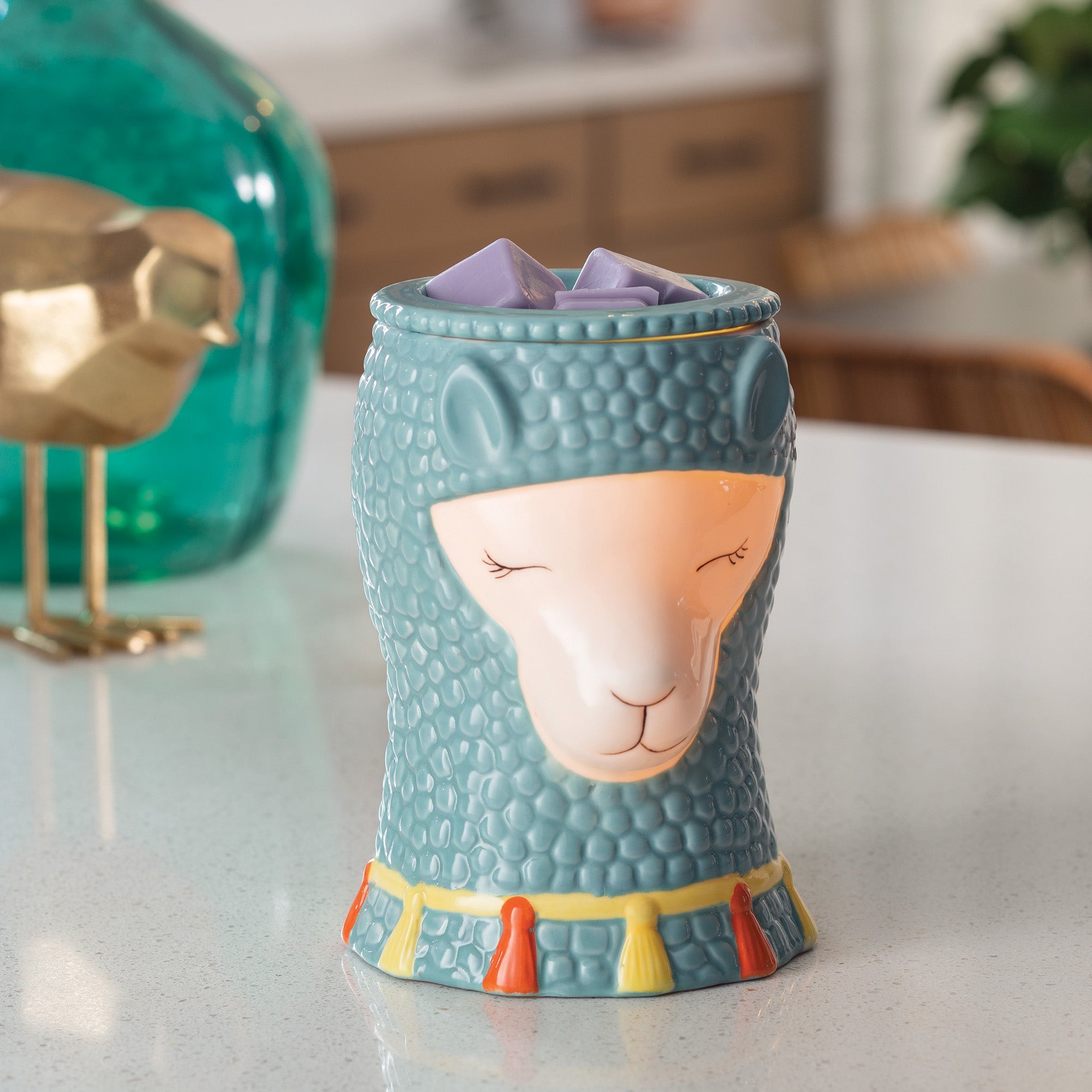 Candles & Diffusers: Llama Illumination Warmer