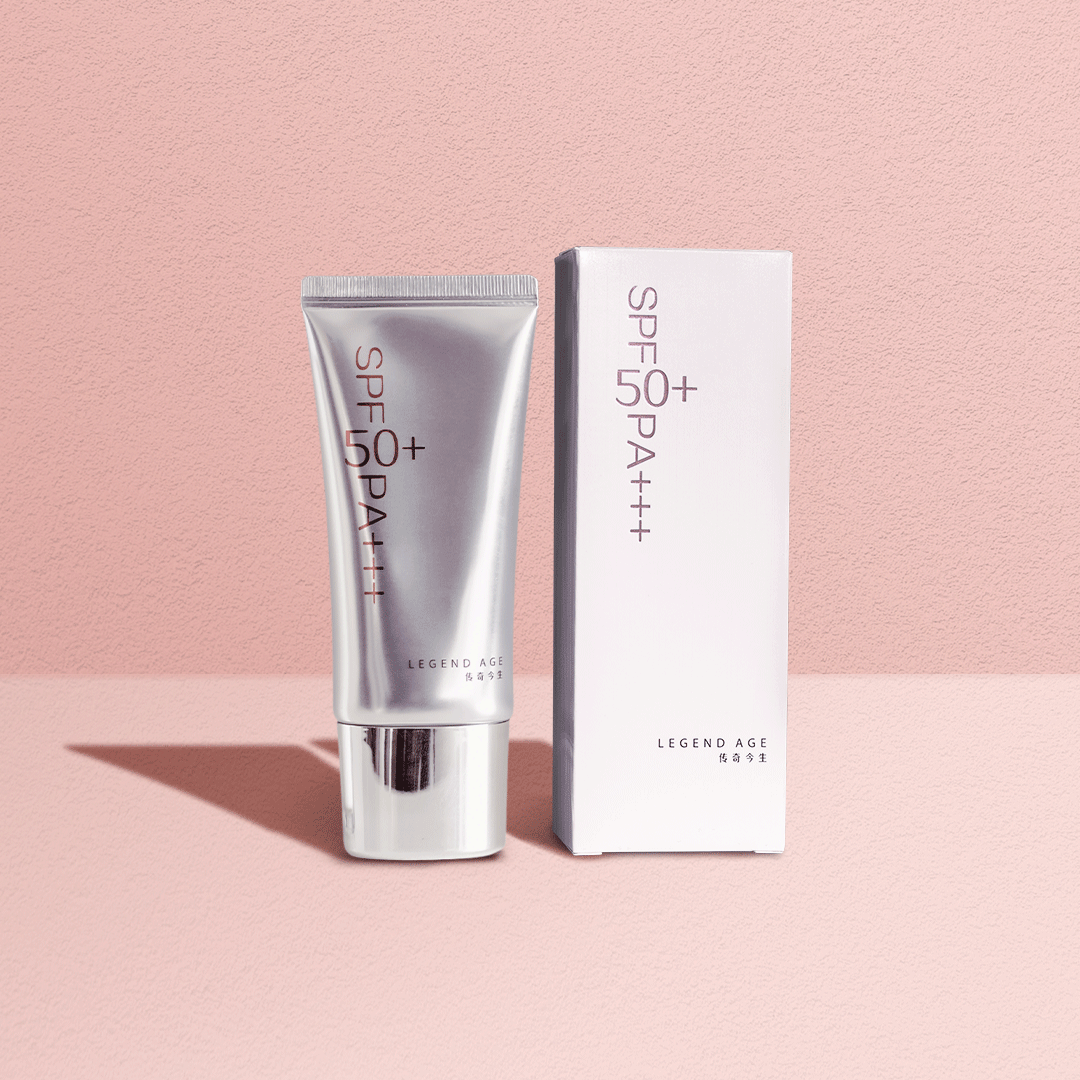 Sunscreen: Brightening Sunscreen | SPF 50+ | PA+++ | No White Cast | Nourishing