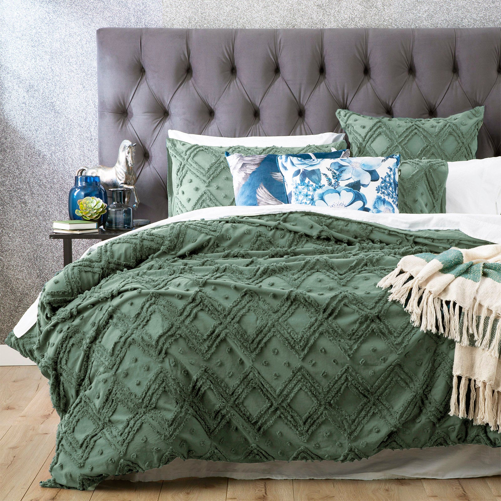 Bed Sheets: Medallion Sage Cotton Vintage Washed Tufted Quilt Cover set European P/Case by Park Avenue
