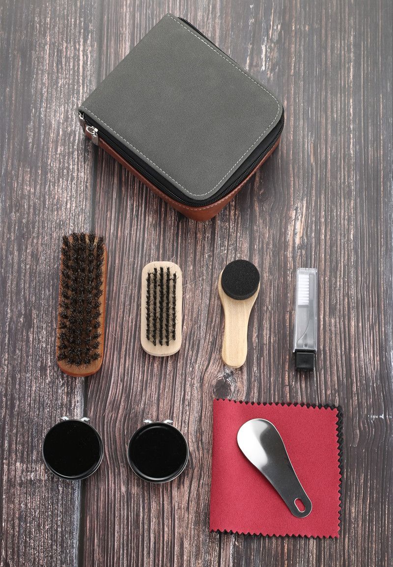 Gold Men's shoe care kit, leather shoe care, men's accessories, shoe care tools, leather case, Australian shoe care, leather polish kit