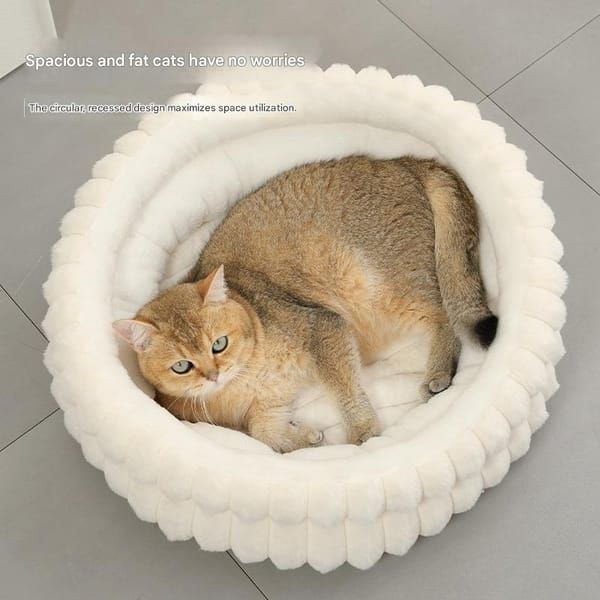 Blush Furry Cat Bed – Ultra-Soft Cozy Lounger for Feline Comfort
