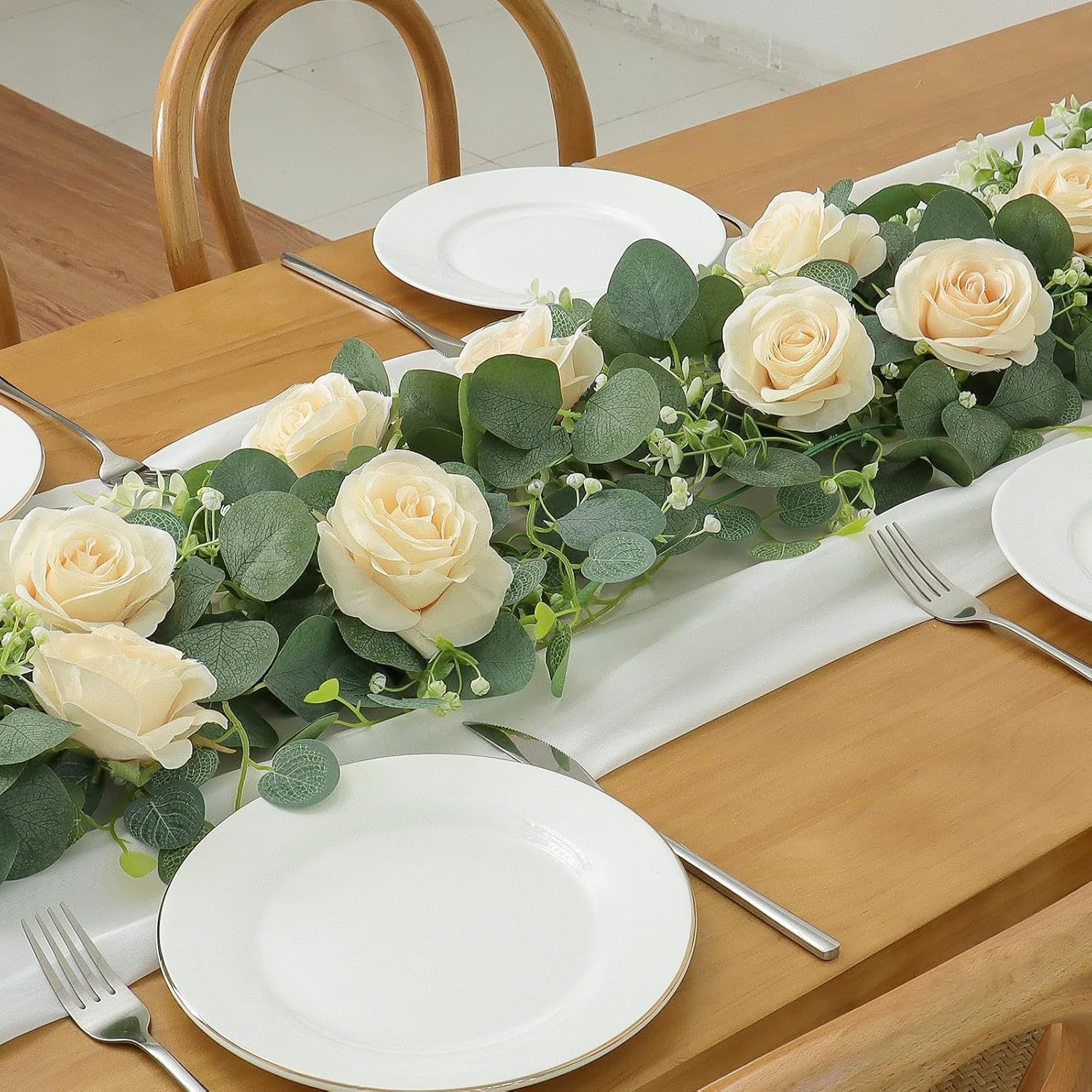 Eucalyptus Flower Vine – White