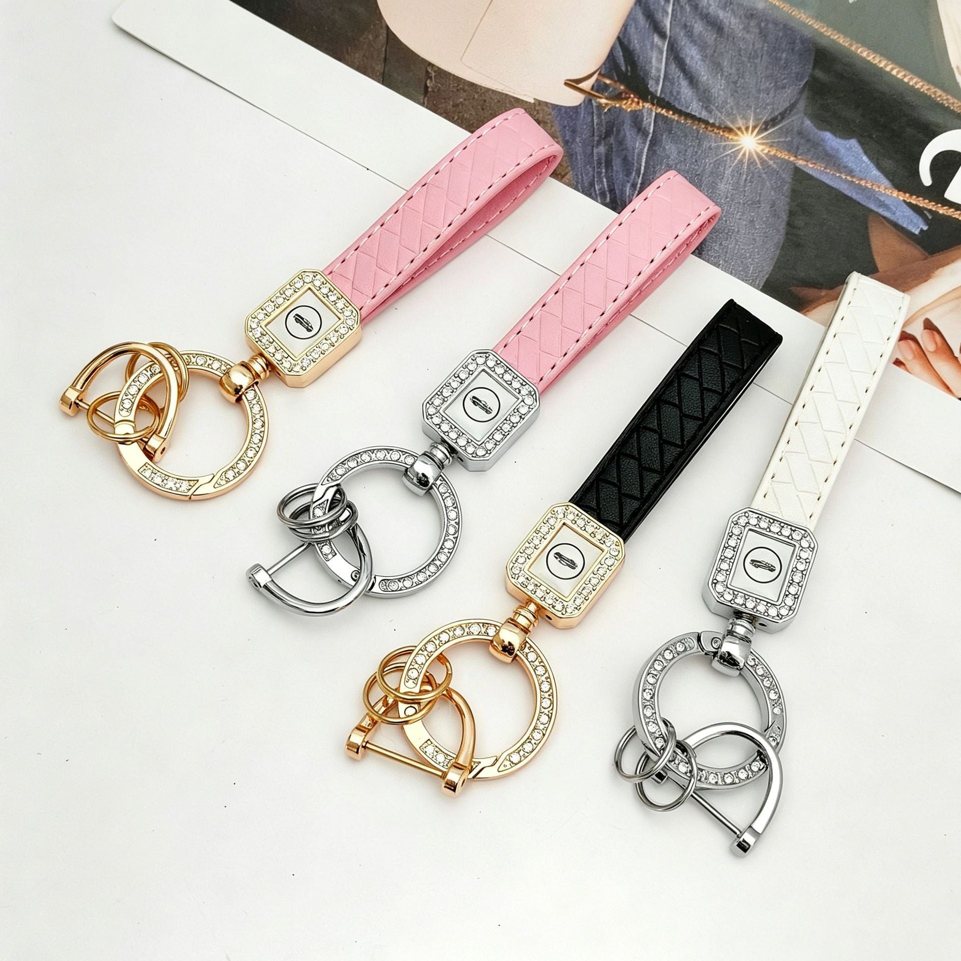 Silver Hardware White 25 Pack