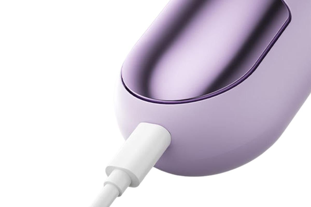 Cordless Hair Straightener Brush Mini Hot Comb for Women Anti-Scald Protection -Purple