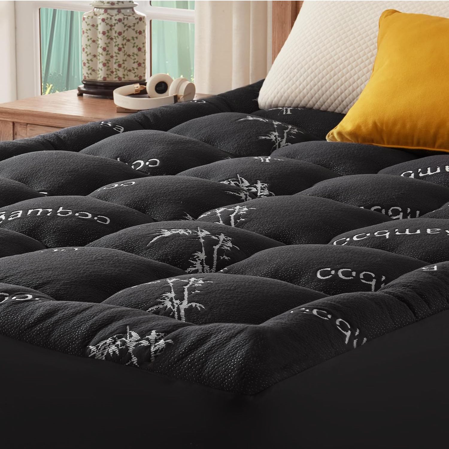 800GSM Mattress Topper Viscose Derived from Bamboo, Thick Pillowtop Fitted Mattress Cover with 45cm Deep Skirt - Machine Washable Hypoallergenic(Super King,Black)