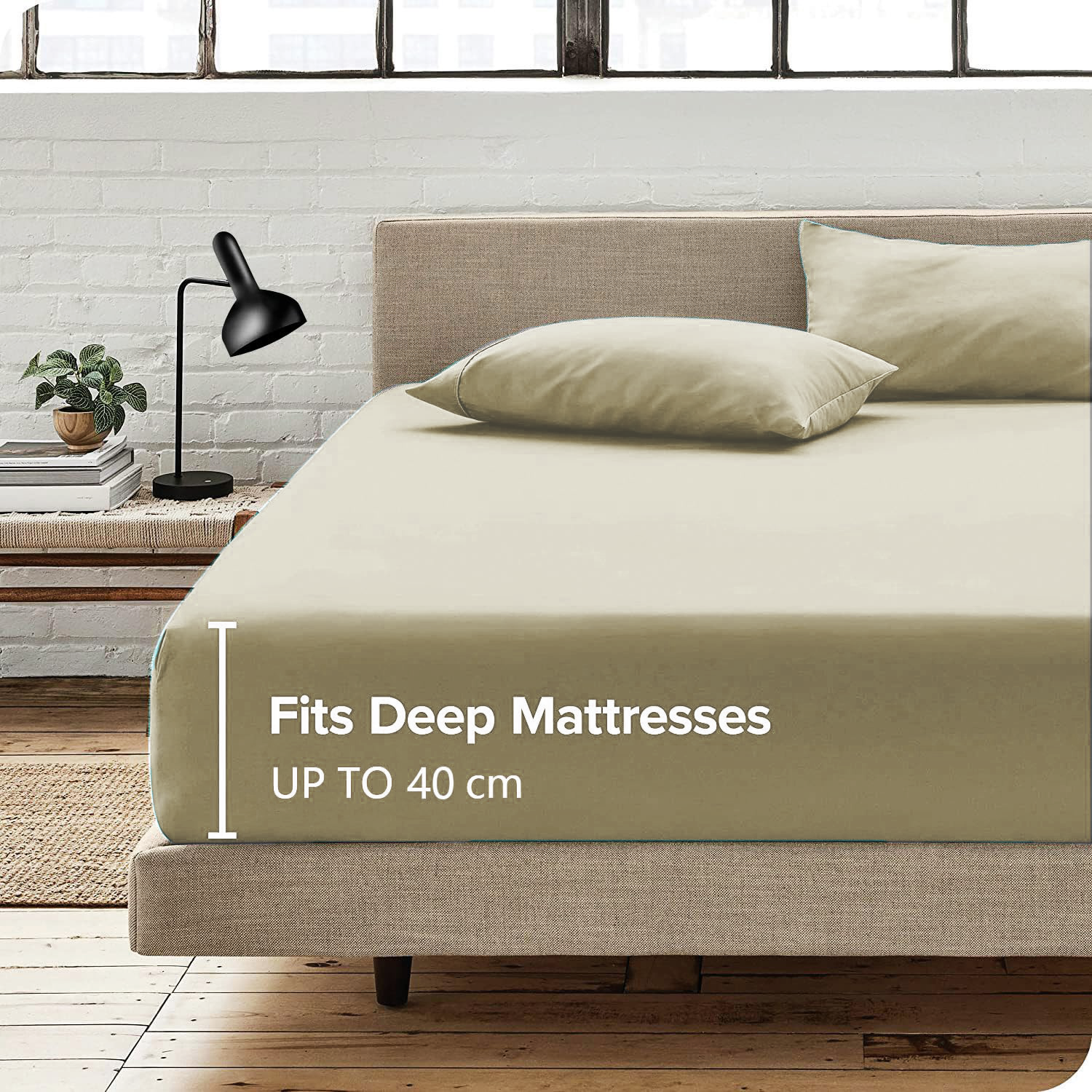 Hotel Quality Fitted Sheet - 1 Piece Fitted Sheet  -Breathable Bedding - Wrinkle, Fade, Stain Resistant- 16inch/40cm Deep Pocket Fitted Bed Sheet-Wrinkle and Fade Resistant,(Cream White,Super King)