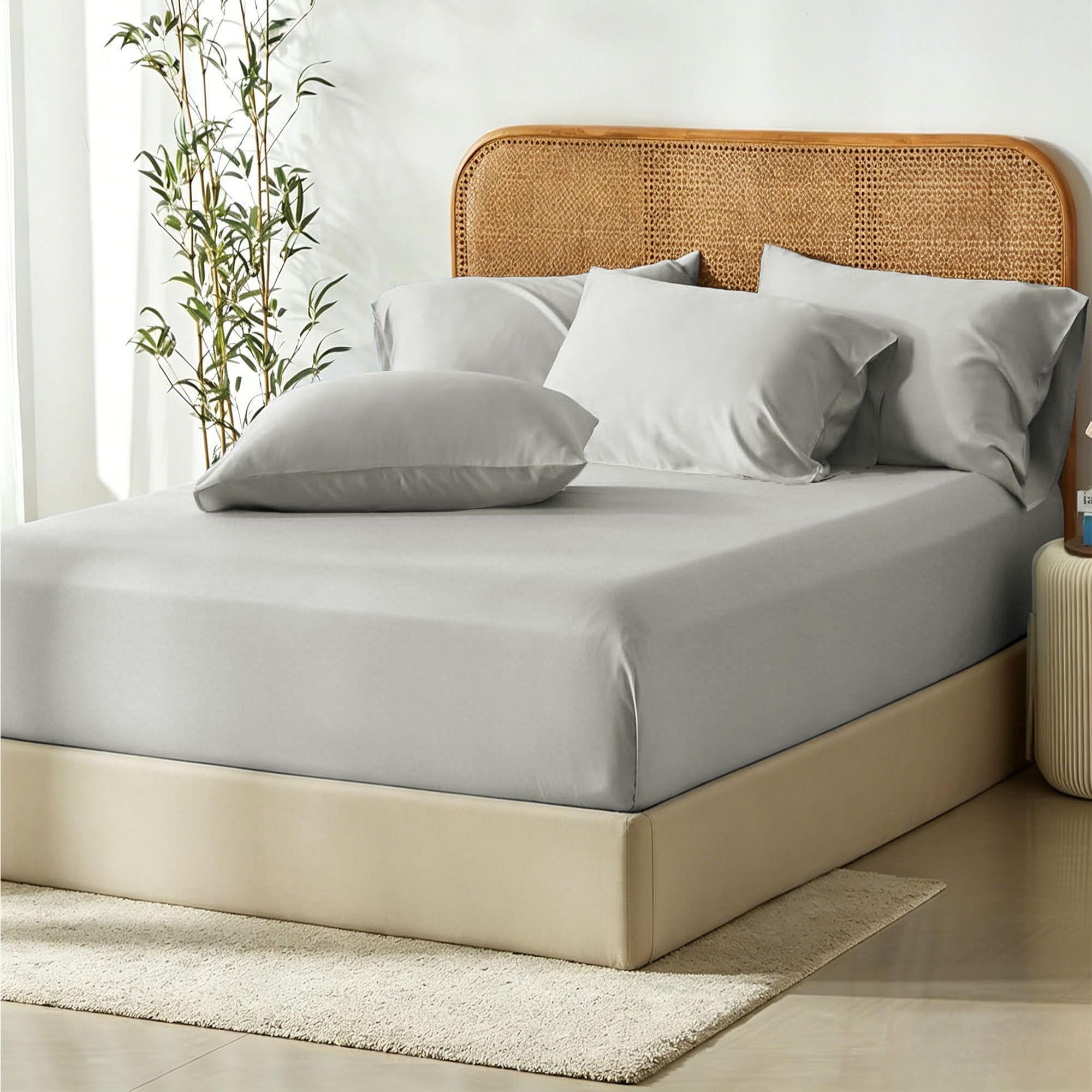 3 Piece Hotel Bamboo Cooling Fitted Sheet Set & Pillowcase -Ultra Soft 2000TC Breathable Fitted Bed Sheets Set with 37 Centimetre Deep Pocket-Cooling Sheets for Hot Sleepers(Silver-gray,King)