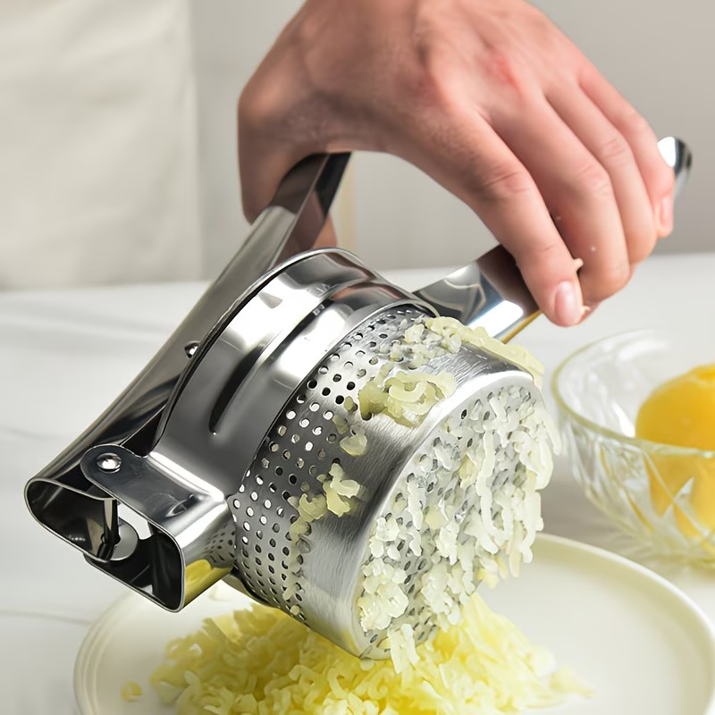 Potato masher, lemon juicer, potato shredder, multi-functional juicer, stainless steel potato shredder, non-slip handle kitchen vegetable shredder, manual fruit masher, vegetable grinder, kitchenware, kitchen gadgets