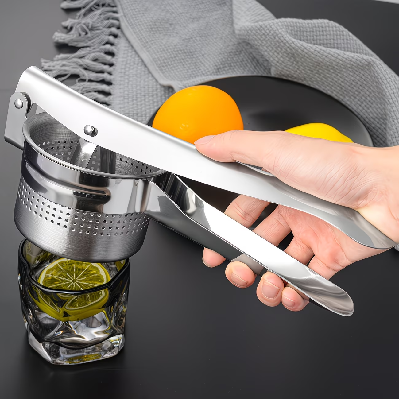Potato masher, lemon juicer, potato shredder, multi-functional juicer, stainless steel potato shredder, non-slip handle kitchen vegetable shredder, manual fruit masher, vegetable grinder, kitchenware, kitchen gadgets