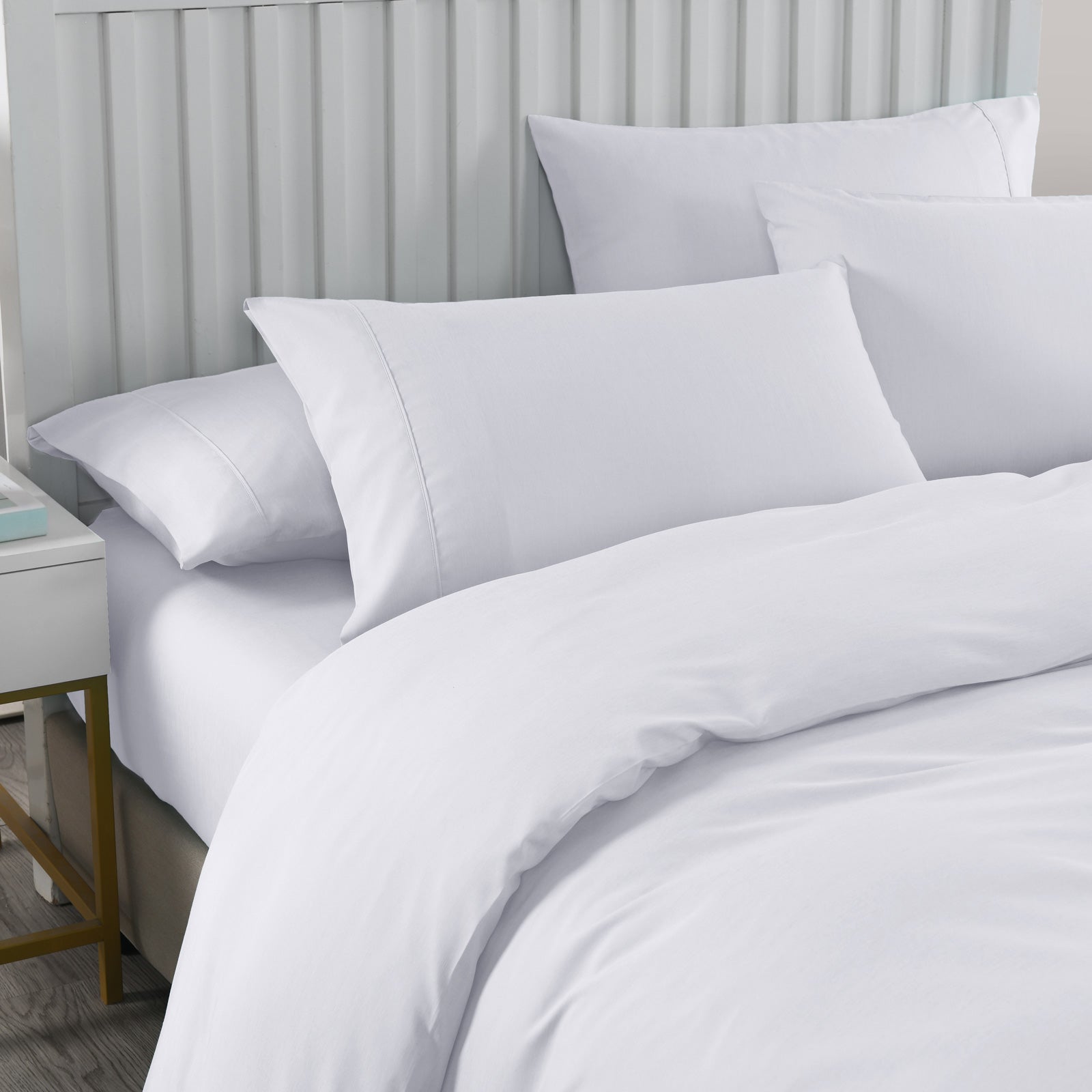Duvet Covers: Royal Comfort 2000TC 6 Piece Bamboo Sheet & Quilt Cover Set Cooling Breathable - Queen - White