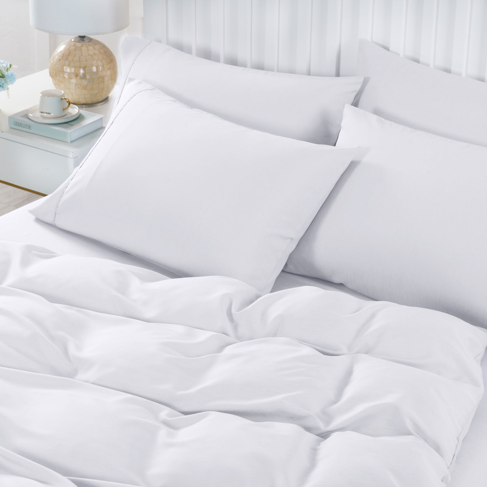 Duvet Covers: Royal Comfort 2000TC 6 Piece Bamboo Sheet & Quilt Cover Set Cooling Breathable - King - White