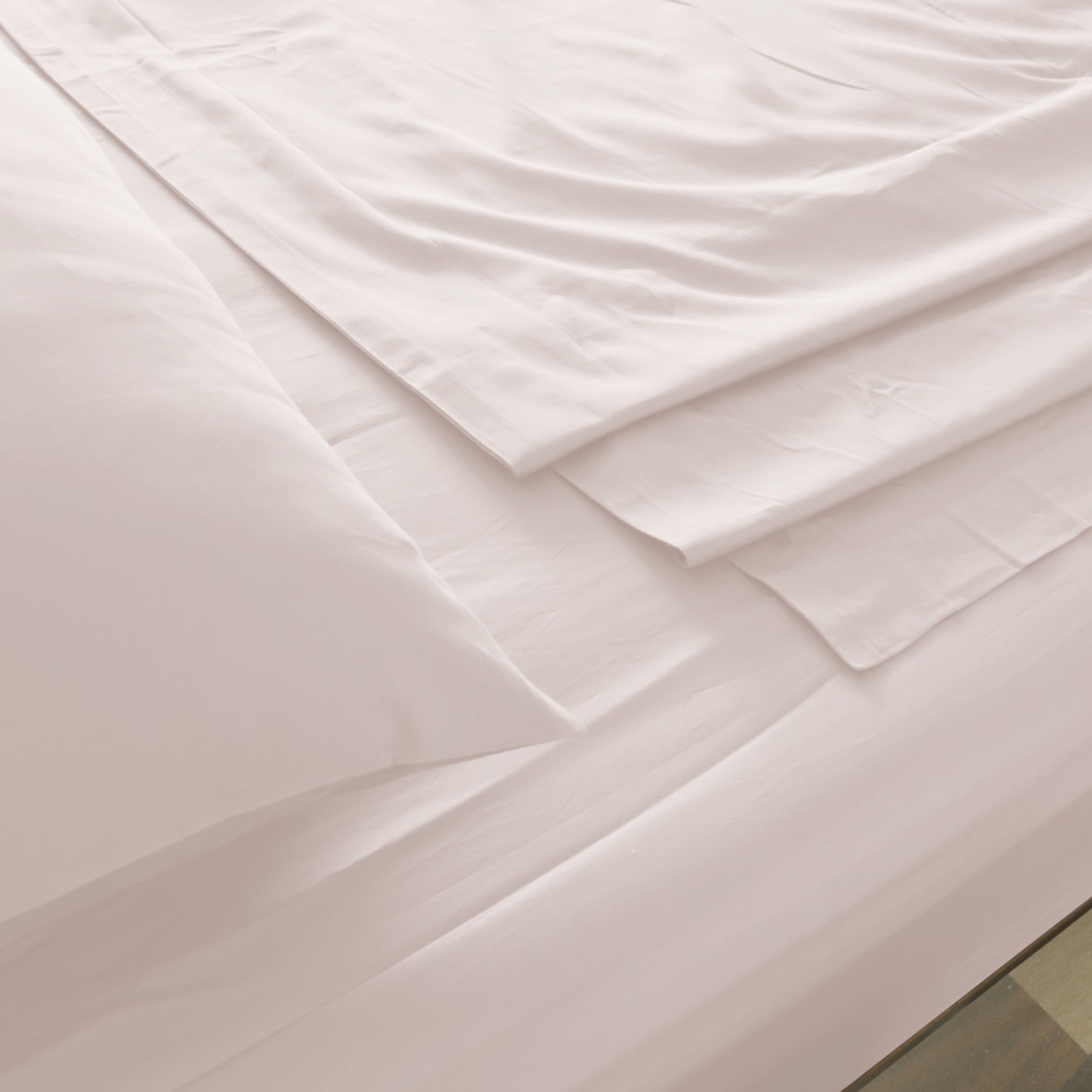Duvet Covers: Royal Comfort 1000 Thread Count Bamboo Cotton Sheet and Quilt Cover Complete Set - King - Blush