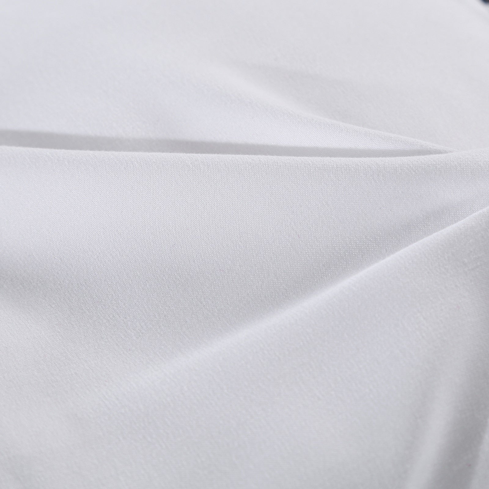 Mattress Protectors: Royal Comfort 1000GSM Luxury Bamboo Fabric Gusset Mattress Pad Topper Cover - Queen - White