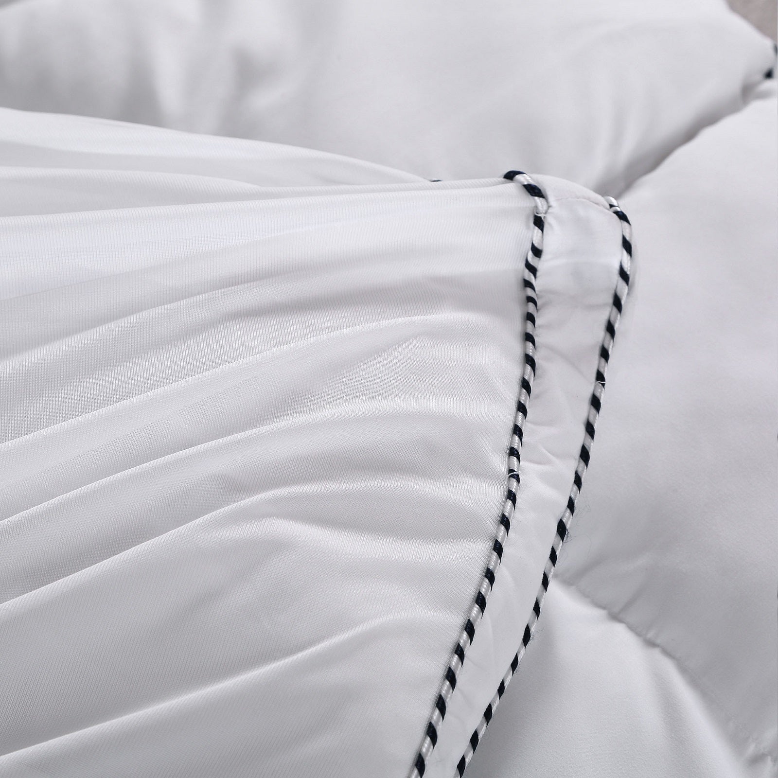 Duvet Covers: Royal Comfort 1000GSM Luxury Bamboo Fabric Gusset Mattress Pad Topper Cover - King - White