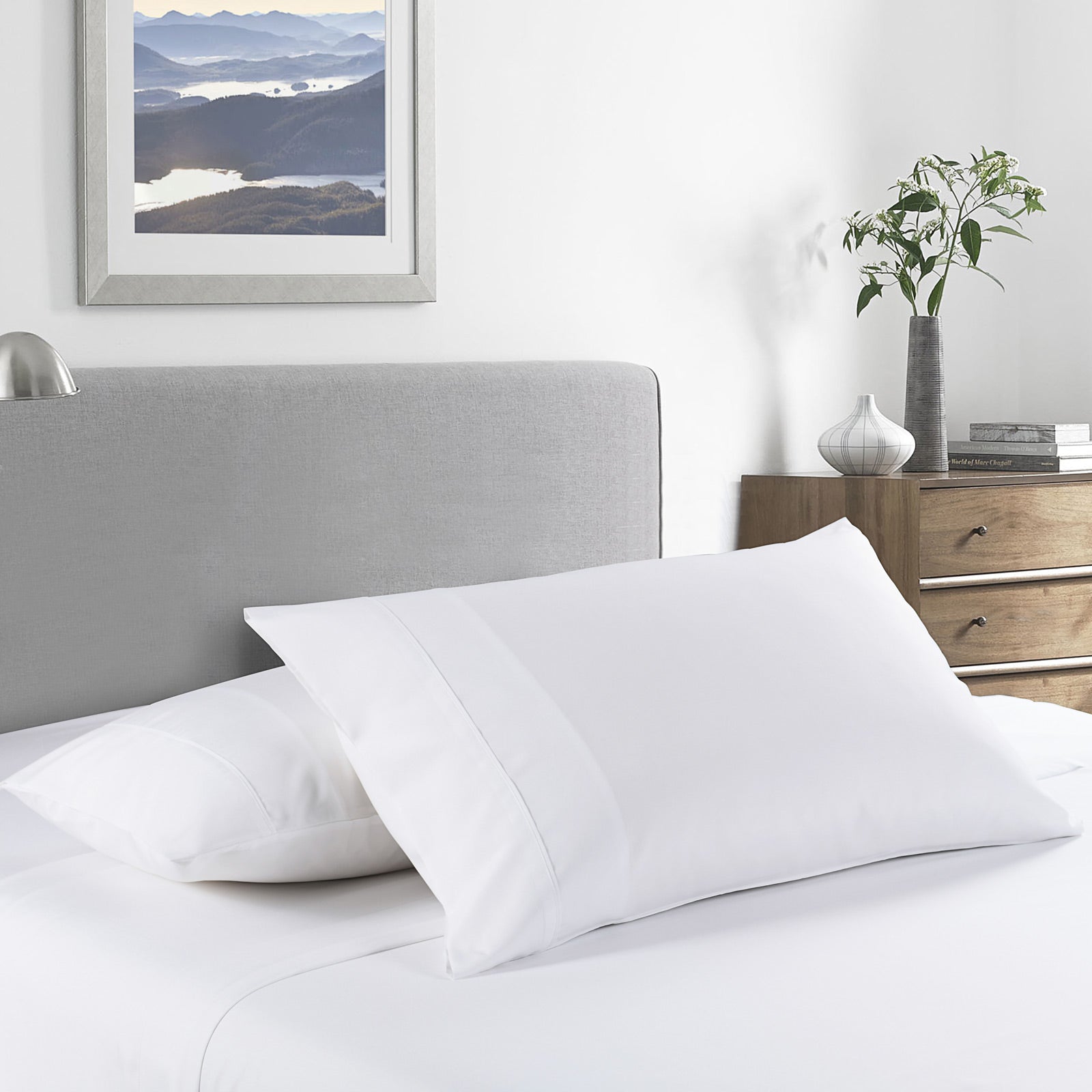 Bed Sheets: Royal Comfort 2000 Thread Count Bamboo Cooling Sheet Set Ultra Soft Bedding - Queen - White